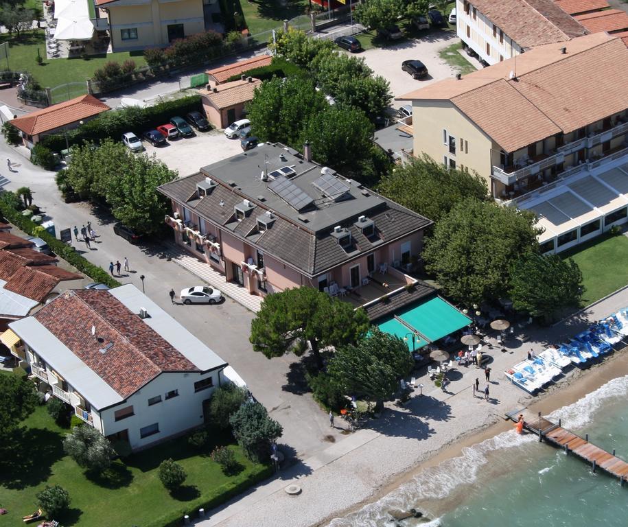 Bellerive Ristorante Albergo Manerba del Garda Ngoại thất bức ảnh